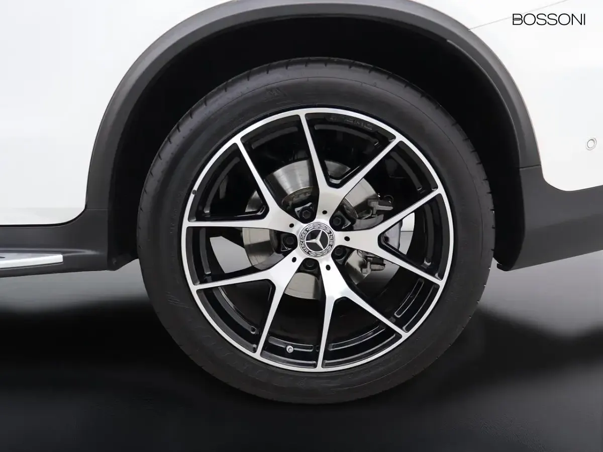 Usata Mercedes GLC220 Premium 194 CV (142 kW) 2022 Bianco SUV