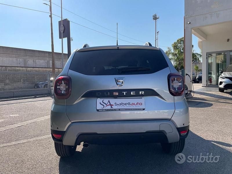 Begagnad Dacia Duster Prestige 101 HK (74 kW) 2021 Grå SUV
