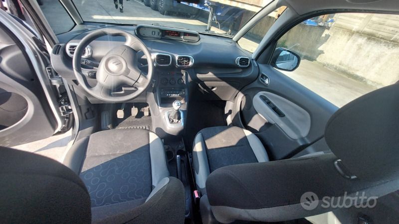 Usata Citroën C3 Picasso 2009 Grigio Monovolume