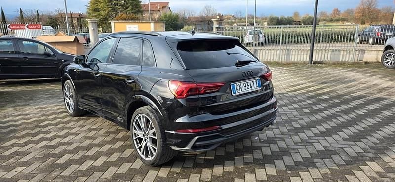 Usata Audi Q3 S-Line 200 CV (147 kW) 2023 Nero SUV