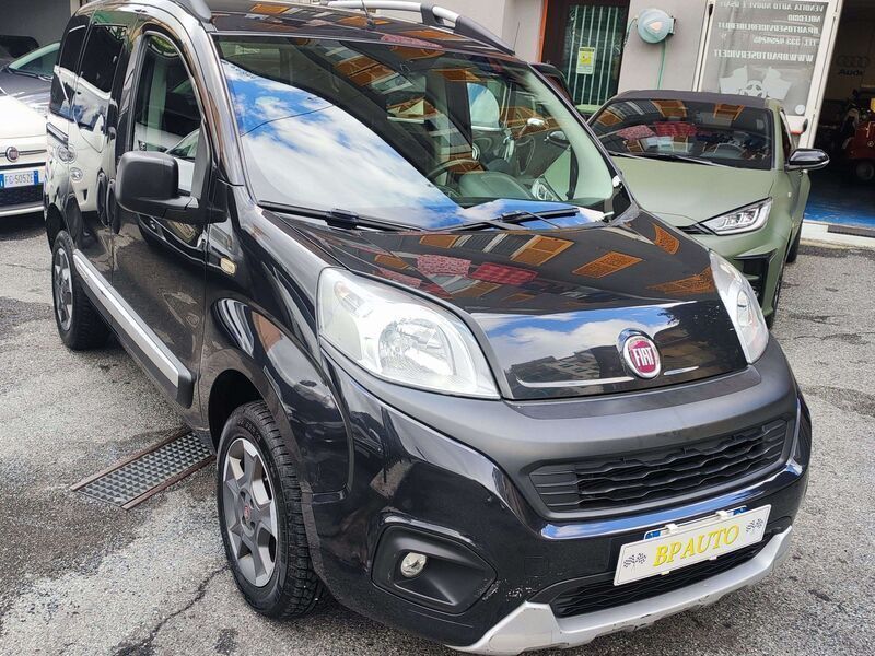 Usata Fiat Qubo Trekking 80 CV (58 kW) 2017 Nero Monovolume
