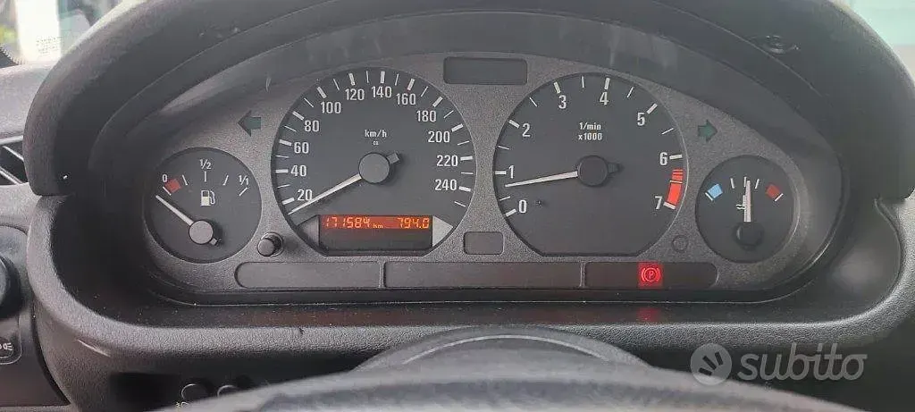 Usata BMW Z3 140 CV (102 kW) 1997 Blu Cabrio