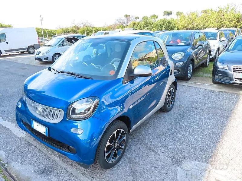 Usata Smart ForTwo Coupé Passion 71 CV (52 kW) 2015 Blu Coupé