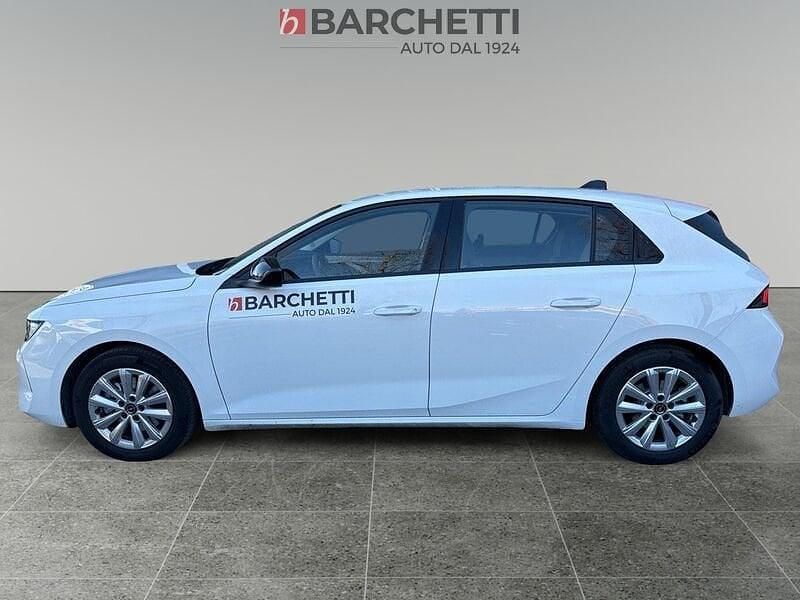 Usata Opel Astra Edition 131 CV (96 kW) 2024 Bianco Utilitaria