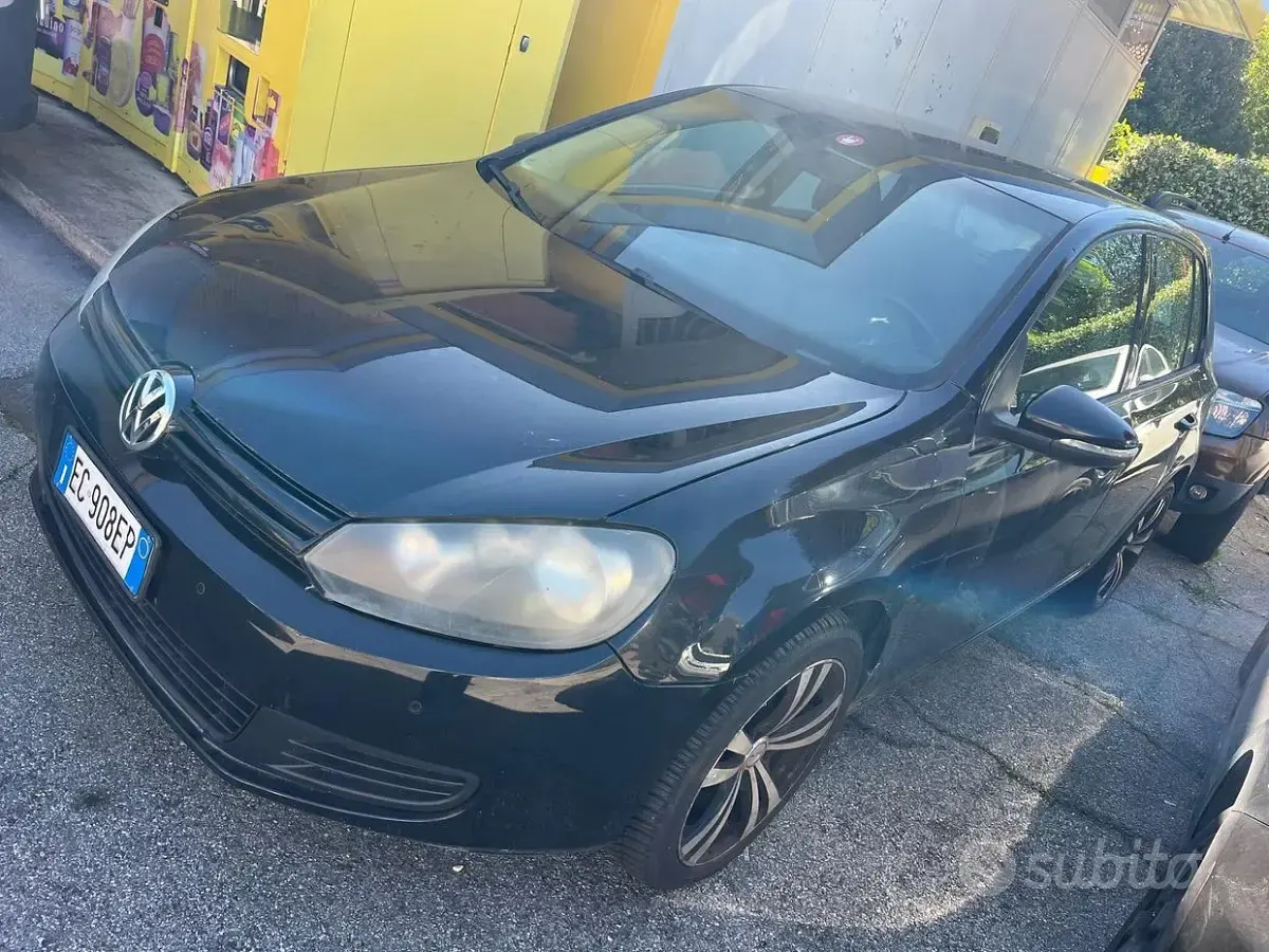 Usata VW Golf VI 105 CV (77 kW) 2009 Nero Utilitaria