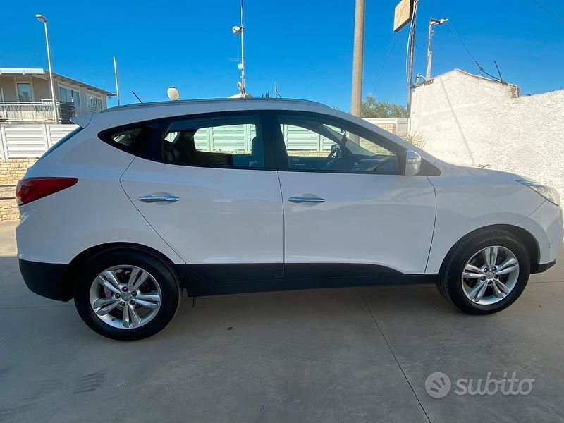 Usata Hyundai ix35 135 CV (99 kW) 2013 Bianco SUV