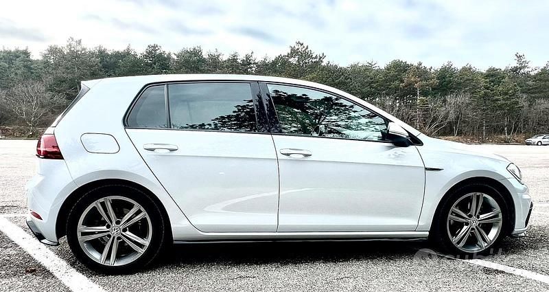 Usata VW Golf VII R-line 150 CV (110 kW) 2018 Bianco Berlina