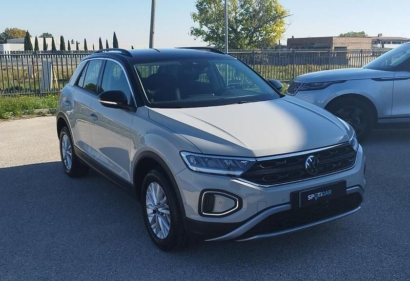 Usado VW T-Roc Life 110 CV (80 kW) 2022 SUV