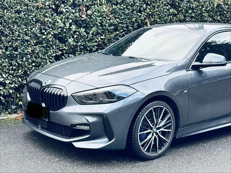 Usata BMW 120 M Sport 177 CV (130 kW) 2020 Grigio Utilitaria