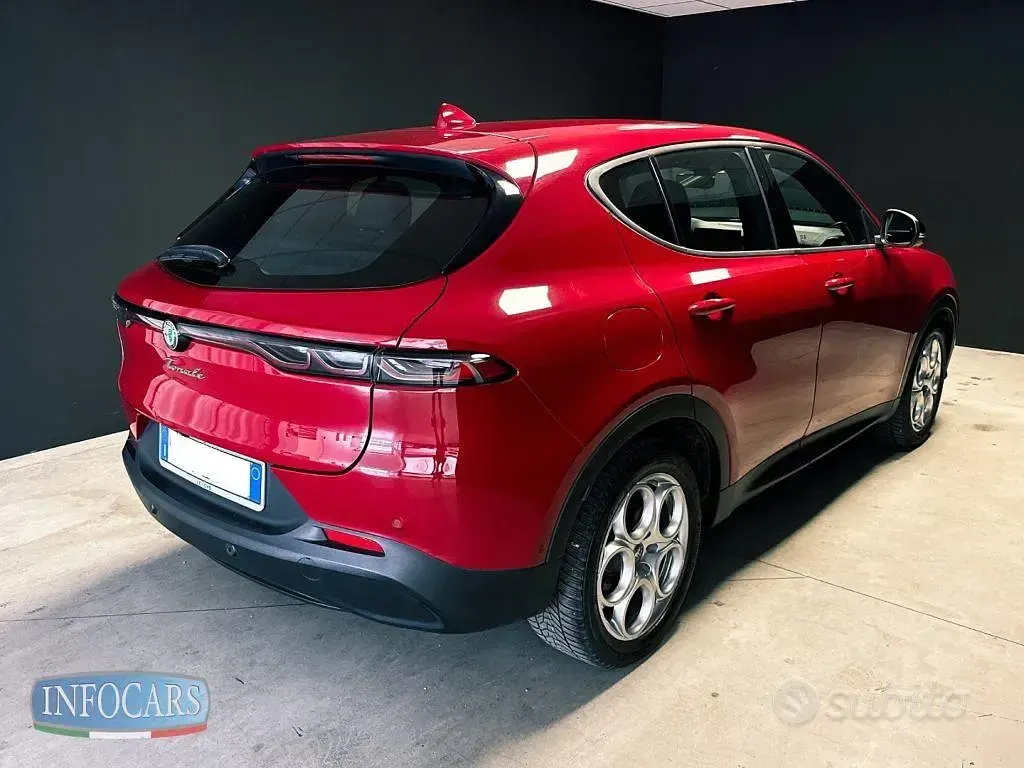 Usata Alfa Romeo Tonale Sprint 131 CV (96 kW) 2022 Rosso alfa pastello SUV