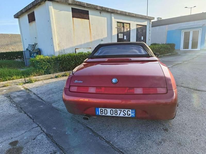 Usata Alfa Romeo Spider 155 CV (114 kW) 1999 Cabrio