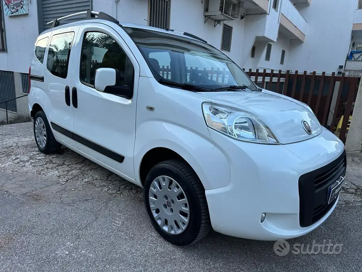 Usata Fiat Qubo Dynamic 70 CV (51 kW) 2012 Bianco Monovolume