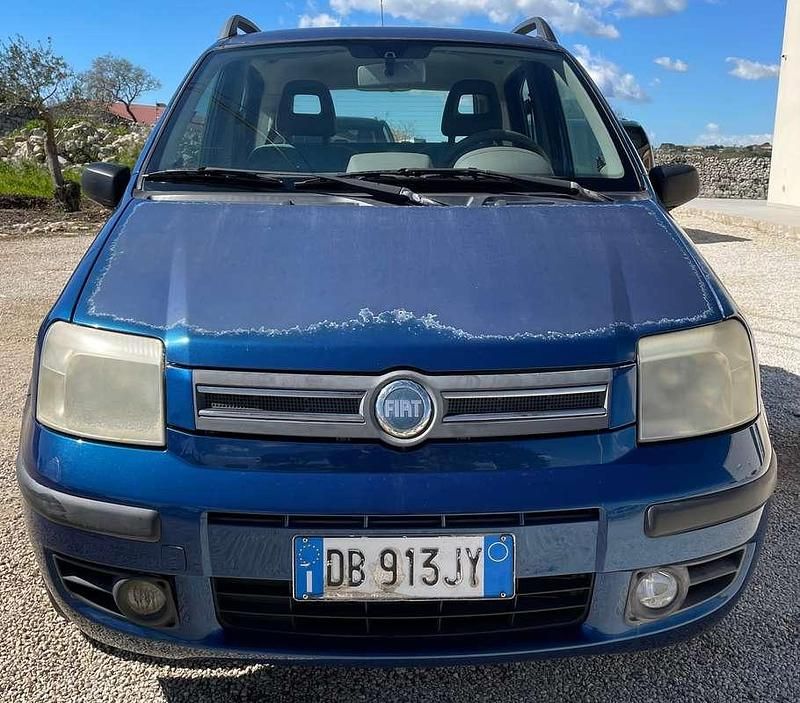 Usata Fiat Panda Dynamic 69 CV (50 kW) 2006 Blu/azzurro Utilitaria