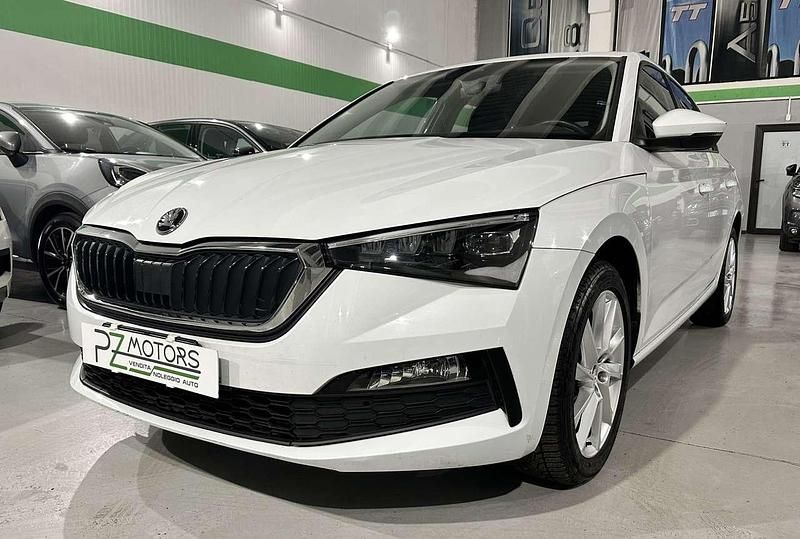 Usata Skoda Scala Style 110 CV (80 kW) 2022 Bianco Utilitaria