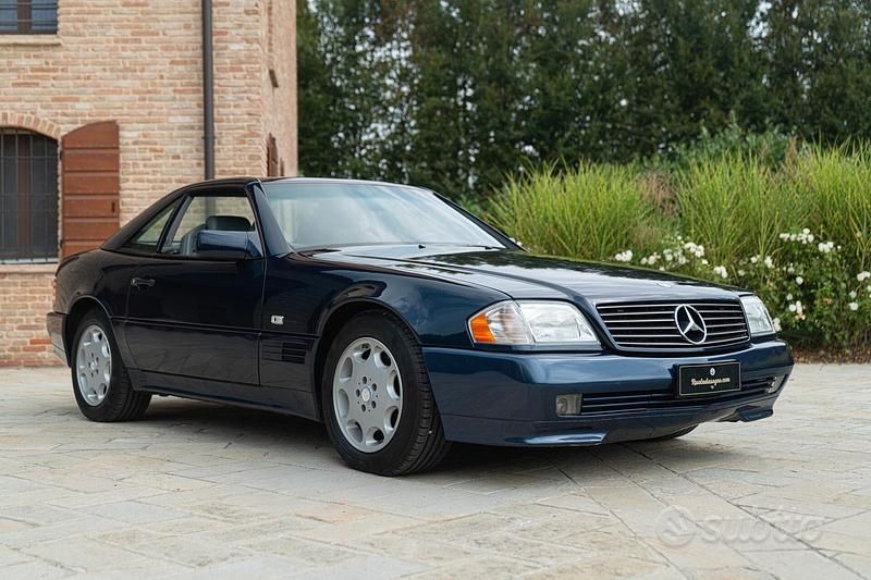 Usata Mercedes SL320 231 CV (169 kW) 1995 Blu Berlina