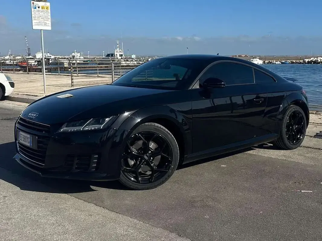 Usata Audi TT Ambiente 184 CV (135 kW) 2015 Nero Coupé