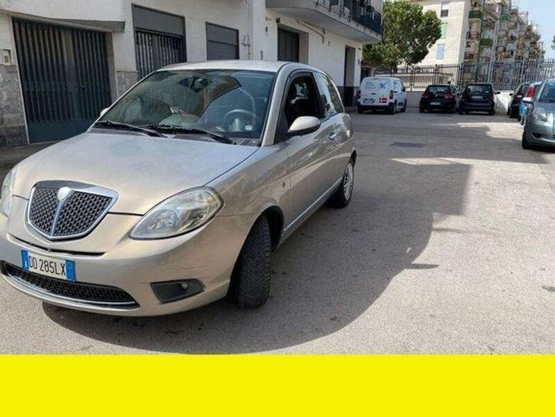 Usata Lancia Ypsilon 60 CV (44 kW) 2006 Other Utilitaria