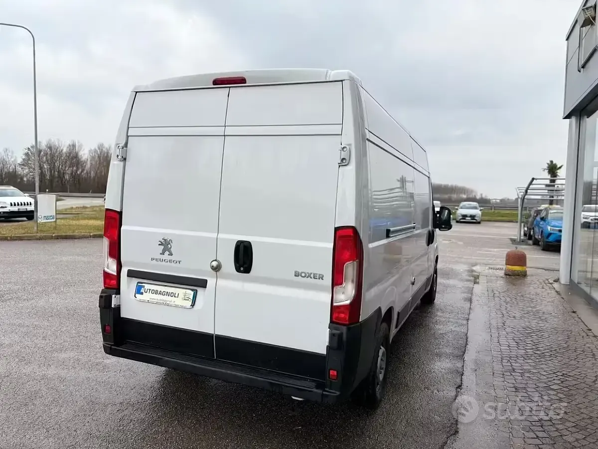 Usata Peugeot Boxer 140 CV (102 kW) 2023 Bianco Furgone