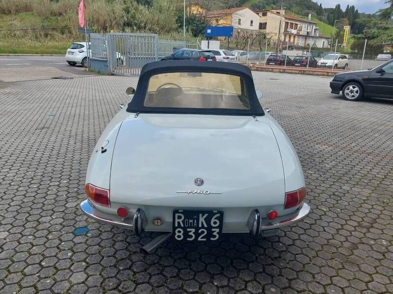 Usata Alfa Romeo Spider Veloce 118 CV (86 kW) 1968 Bianco Cabrio