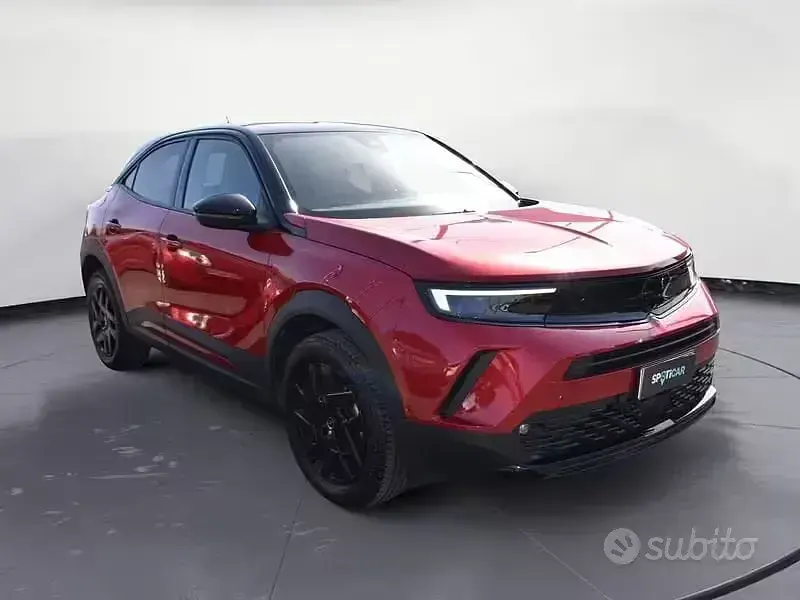 Usata Opel Mokka GS Line 101 CV (74 kW) 2022 Rosso SUV