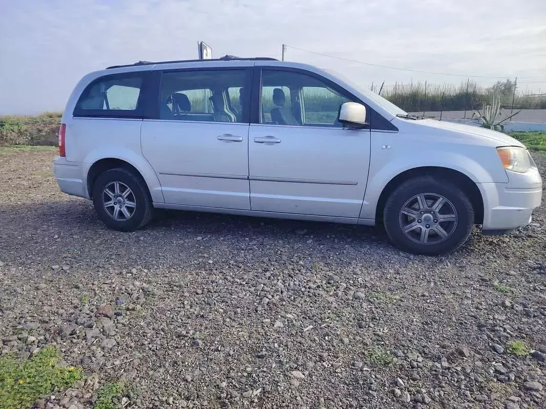 Usata Chrysler Grand Voyager Limited 163 CV (119 kW) 2011 Monovolume