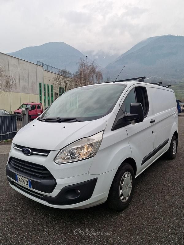 Usata Ford Transit Custom 131 CV (96 kW) 2017 Bianco Berlina