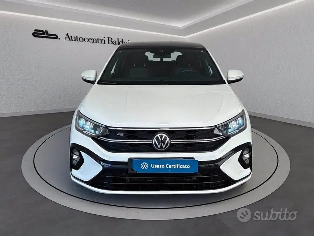 Usata VW Taigo R-line 110 CV (80 kW) 2023 Bianco SUV