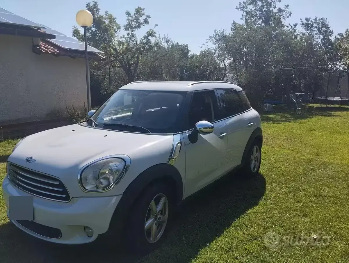 Usata Mini One D Countryman 90 CV (66 kW) 2012 Marrone SUV