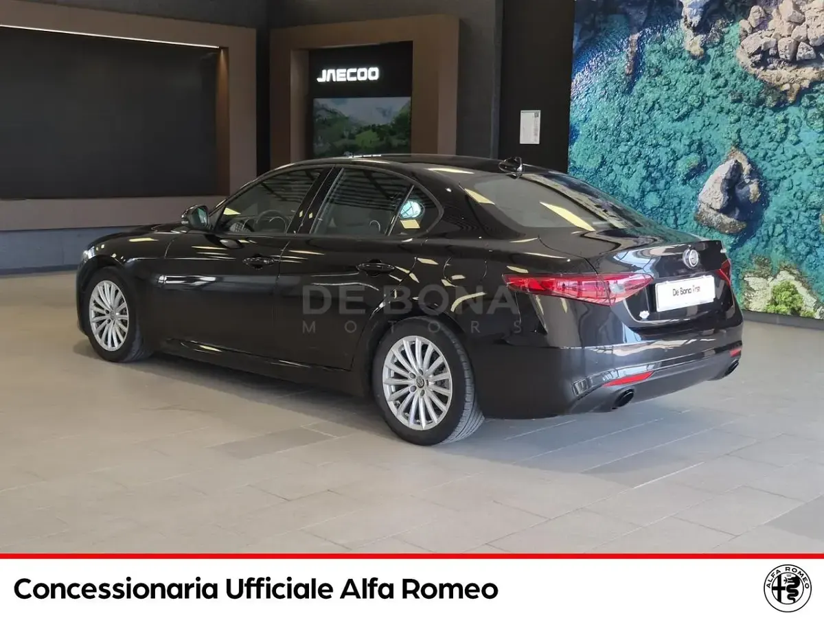 Usata Alfa Romeo Giulia Sprint 190 CV (139 kW) 2022 Nero Berlina
