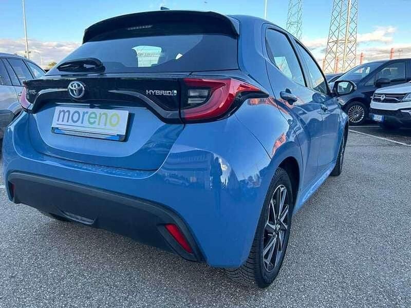 Usata Toyota Yaris Hybrid Trend 92 CV (67 kW) 2022 Blu/azzurro Utilitaria