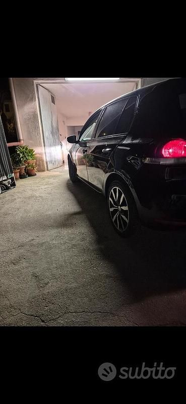 Usata VW Golf VI 110 CV (80 kW) 2009 Utilitaria