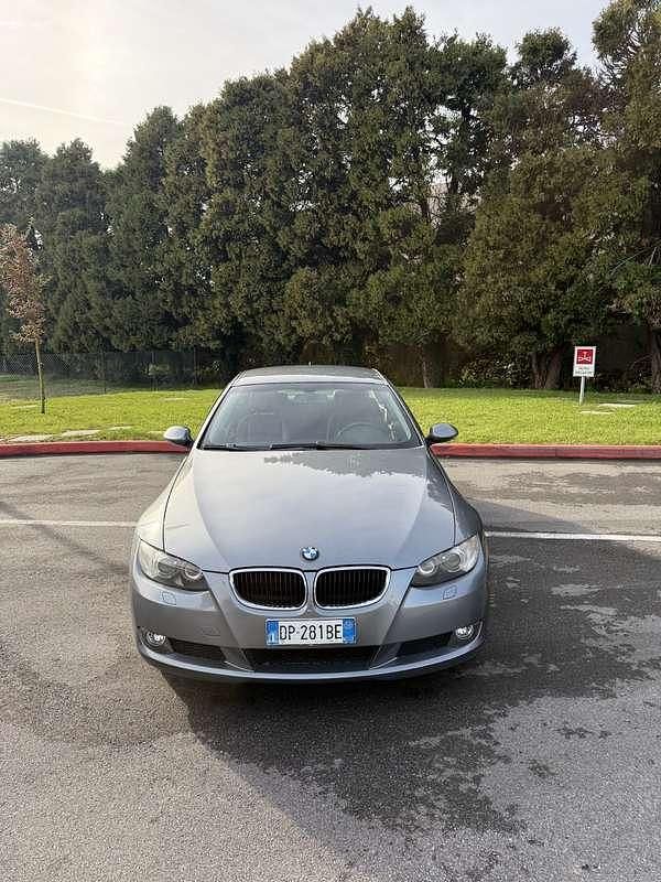 Usata BMW 320 Comfort Edition 170 CV (125 kW) 2008 Coupé