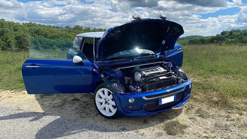 Usata Mini John Cooper Works 211 CV (155 kW) 2005 Blu Utilitaria