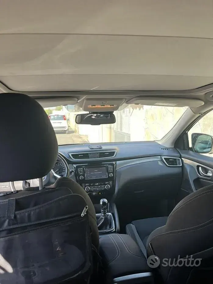 Usata Nissan Qashqai 116 CV (85 kW) 2018 Grigio SUV