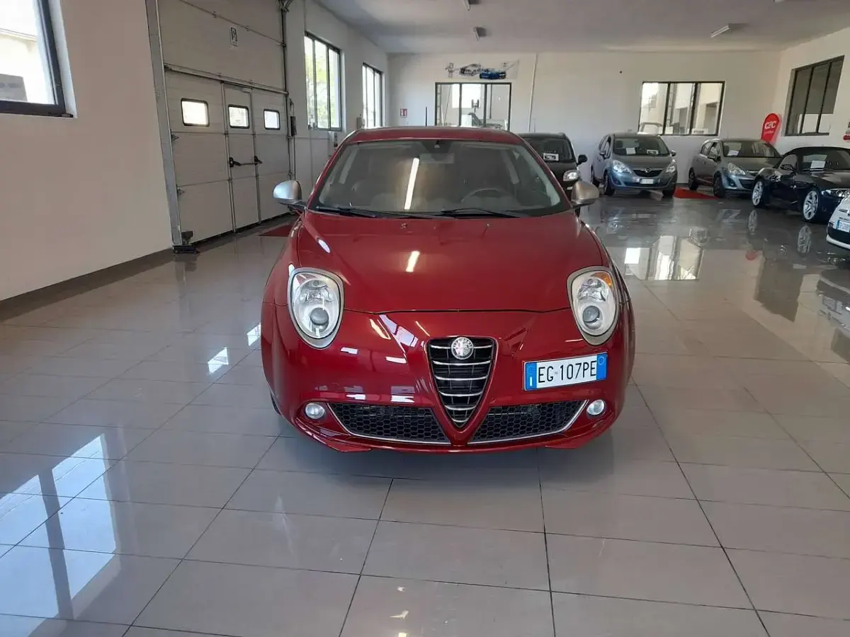 Usata Alfa Romeo GT Junior Distinctive 79 CV (58 kW) 2011 Rosso Berlina