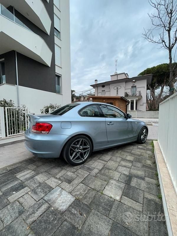 Usata BMW 120 170 CV (125 kW) 2011 Utilitaria