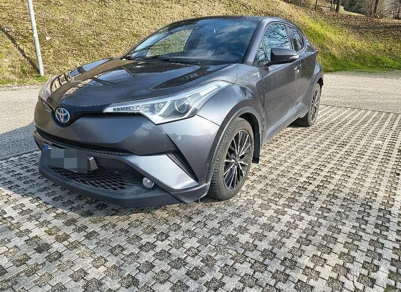 Usata Toyota C-HR Lounge 122 CV (89 kW) 2018 Marrone SUV