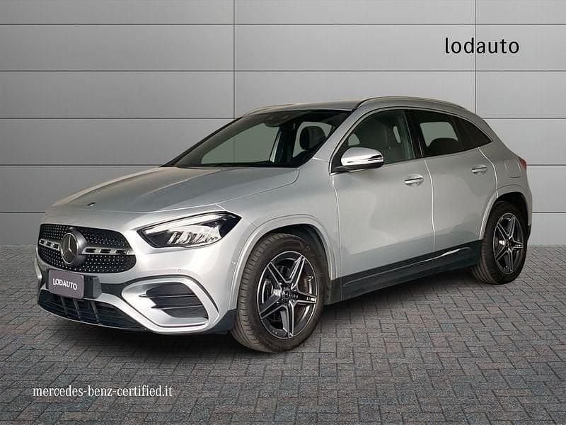 Argento Usata 2024 Mercedes GLA200 Advanced Plus SUV | 42.900 € (Buon prezzo) - Immagine 1/4