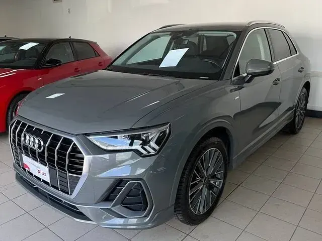 Usata Audi Q3 S-Line 150 CV (110 kW) 2023 Grigio chronos SUV