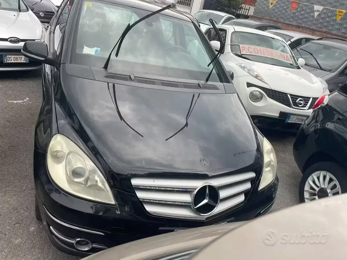 Usata Mercedes B180 109 CV (80 kW) 2011 Utilitaria