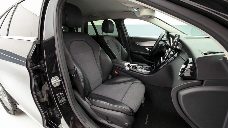 Usata Mercedes C200 AMG 136 CV (100 kW) 2017 Nero metallizzato Station wagon