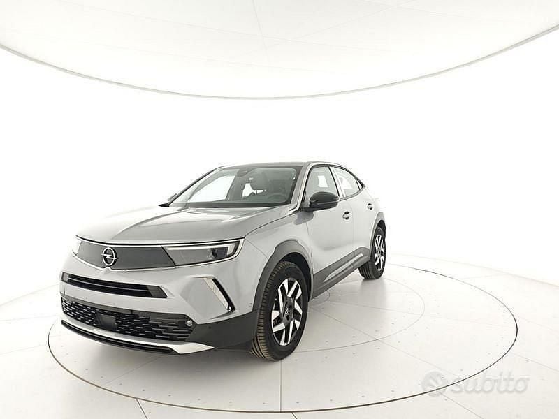Usata Opel Mokka Elegance 130 CV (95 kW) 2024 Grigio SUV