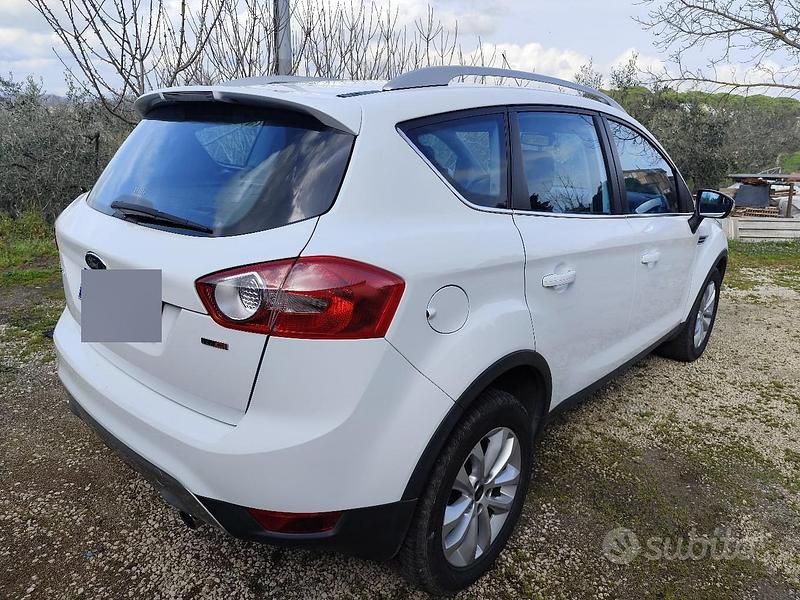 Usata Ford Kuga Titanium 163 CV (119 kW) 2010 Bianco SUV