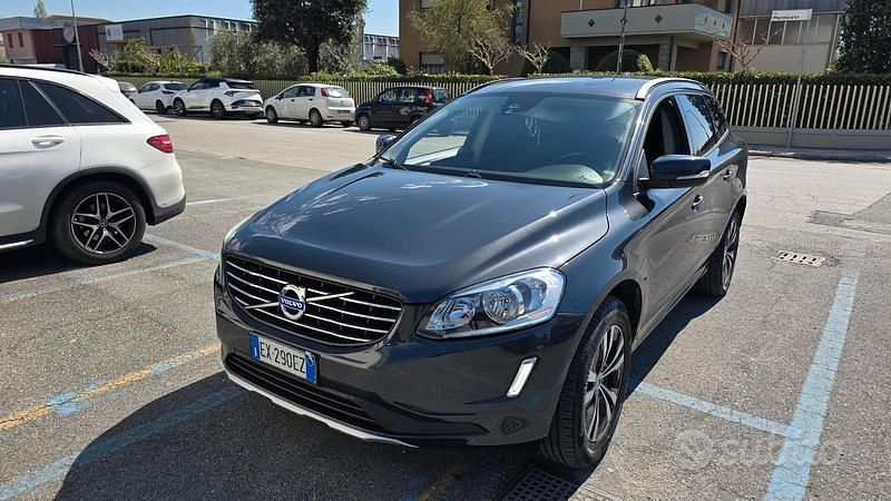 Usata Volvo XC60 181 CV (133 kW) 2014 Nero SUV