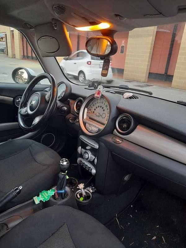 Usata Mini ONE 98 CV (72 kW) 2010 Grigio Utilitaria