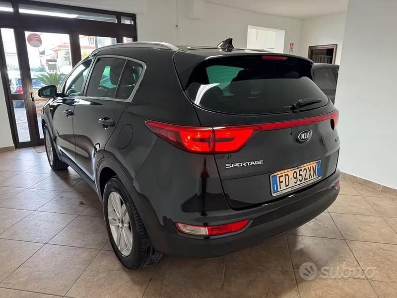 Usata Kia Sportage 116 CV (85 kW) 2016 Nero SUV