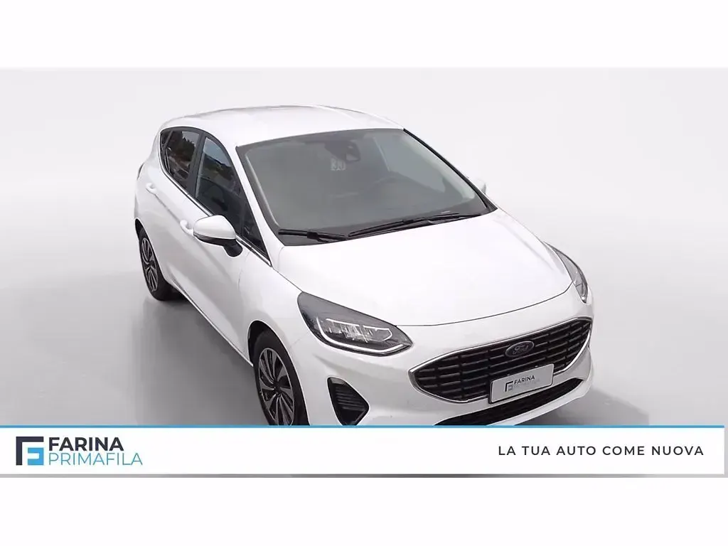 Begagnad Ford Fiesta Titanium 125 HK (91 kW) 2023 Vit Halvkombi