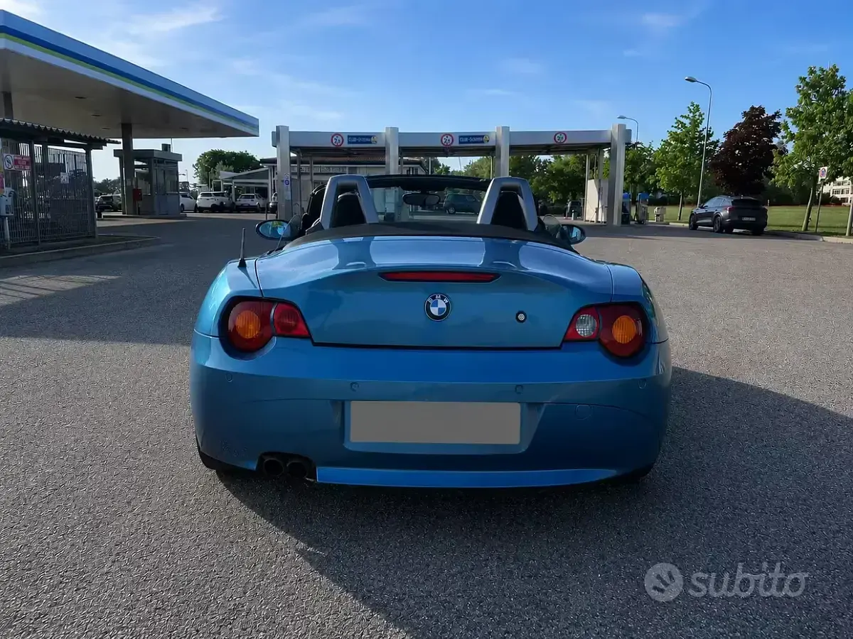 Usata BMW Z4 Efficient Dynamics 231 CV (169 kW) 2003 Blu Cabrio