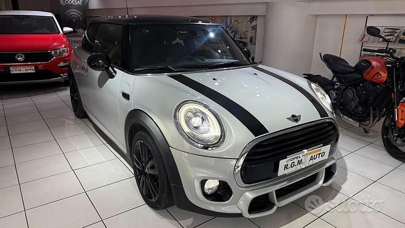 Usata Mini Cooper Coupé 116 CV (85 kW) 2017 Grigio Coupé