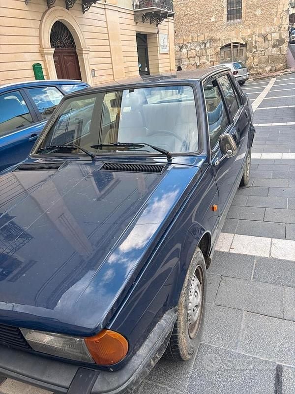 Usata Alfa Romeo Giulietta 1984 Blu Berlina